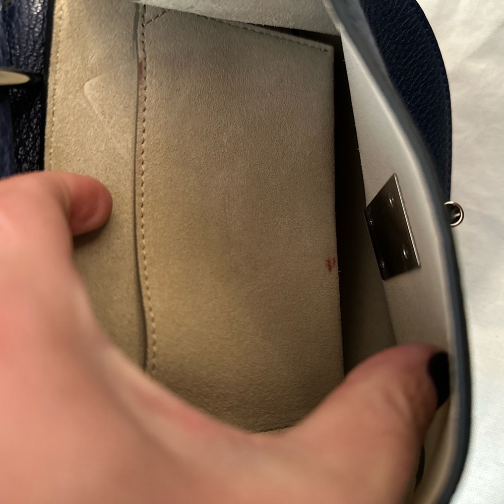 Authentic Navy blue Chloe Drew bag with silver hardware - Picture 4 of 4